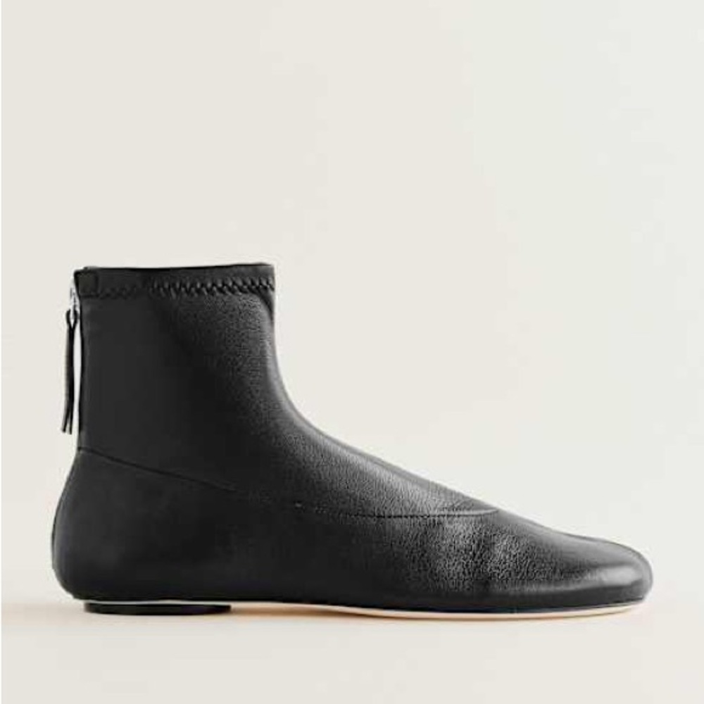 Reformation Payton Stretch Bootie Black - Size 10